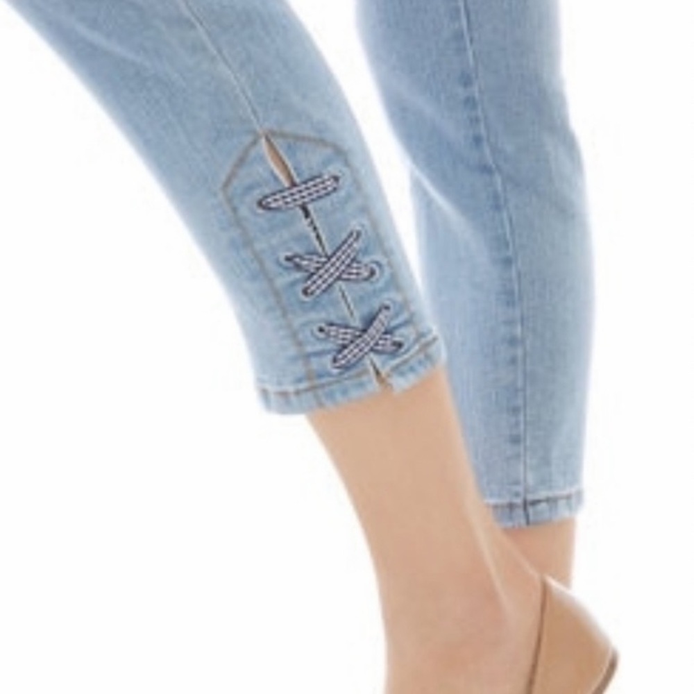Kim Rogers Light Wash Gingham Lace Up Cropped Jeans - Picture 9 of 12